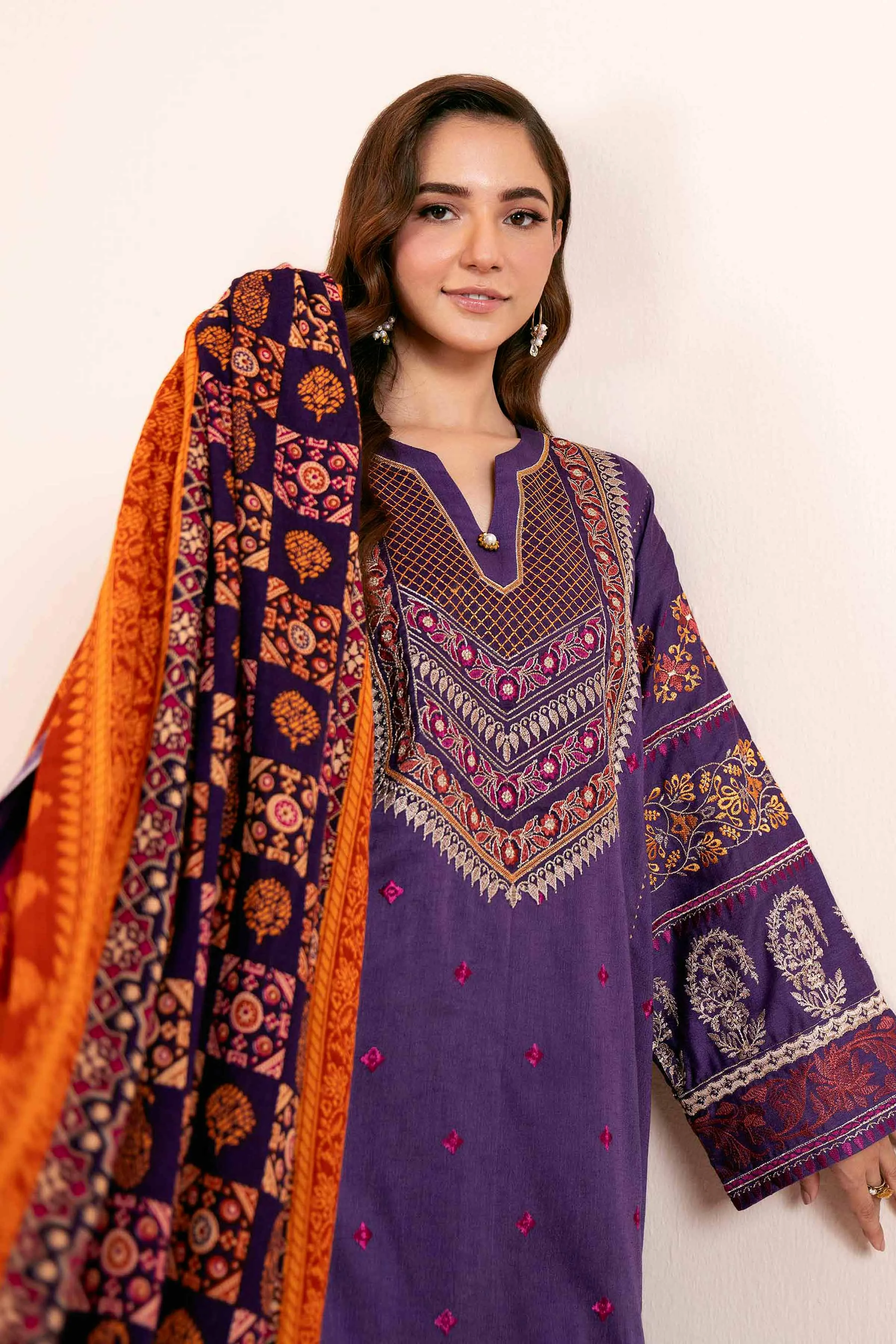 3 Piece - Embroidered Suit - 42404259