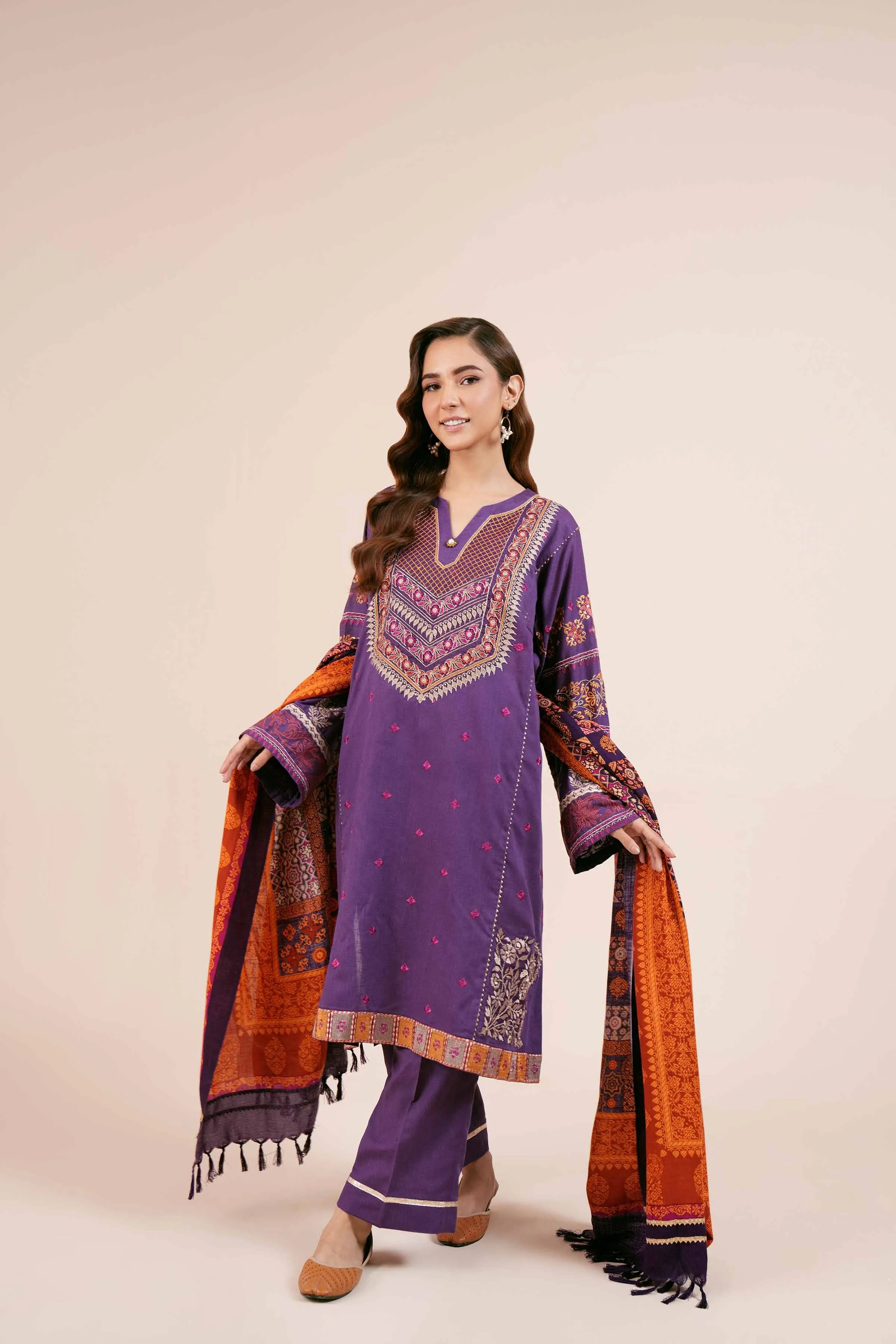3 Piece - Embroidered Suit - 42404259
