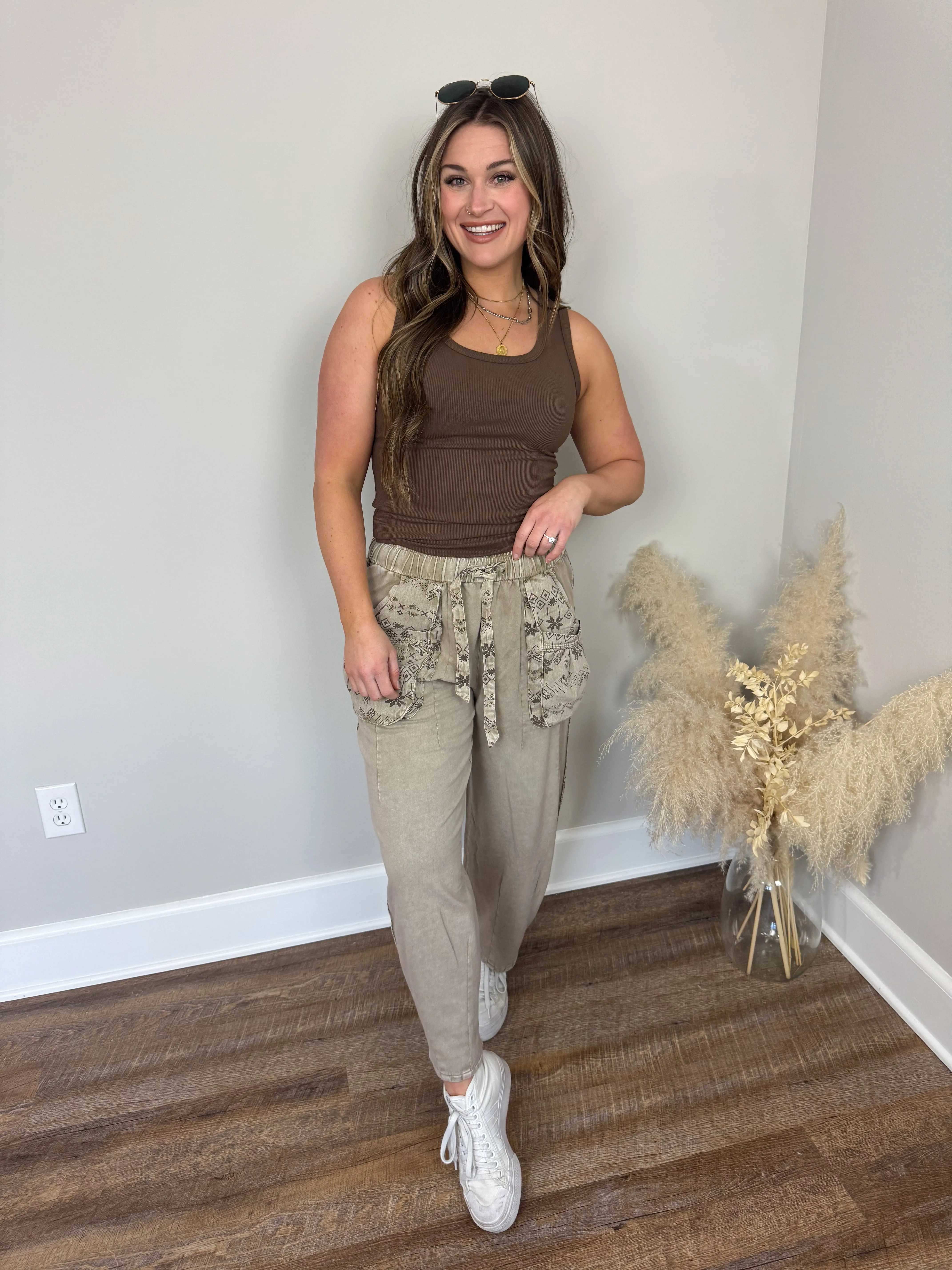 Keating Printed Pants | Mocha