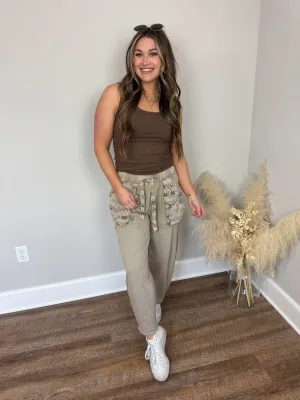 Keating Printed Pants | Mocha