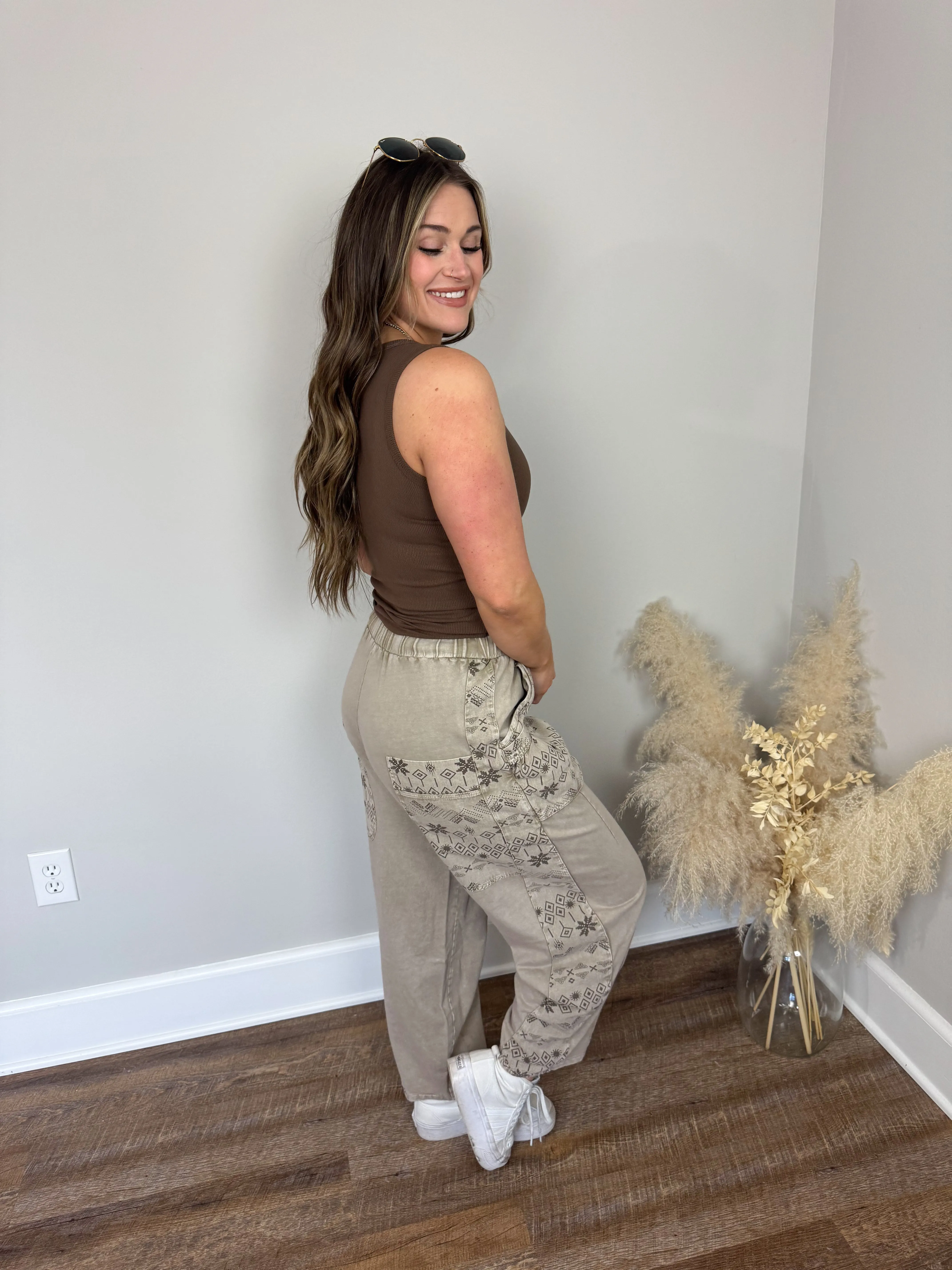 Keating Printed Pants | Mocha