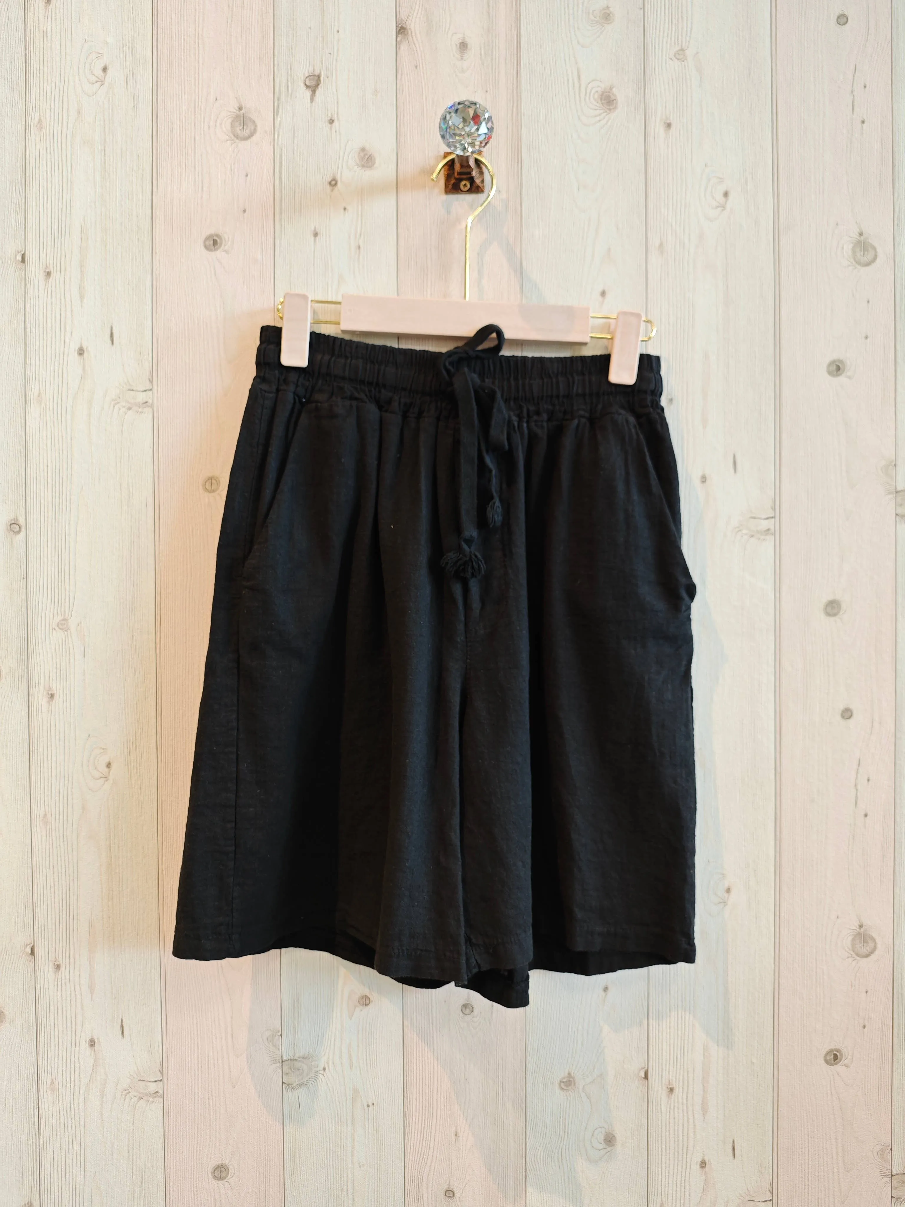 MEN'S LINEN SHORTS