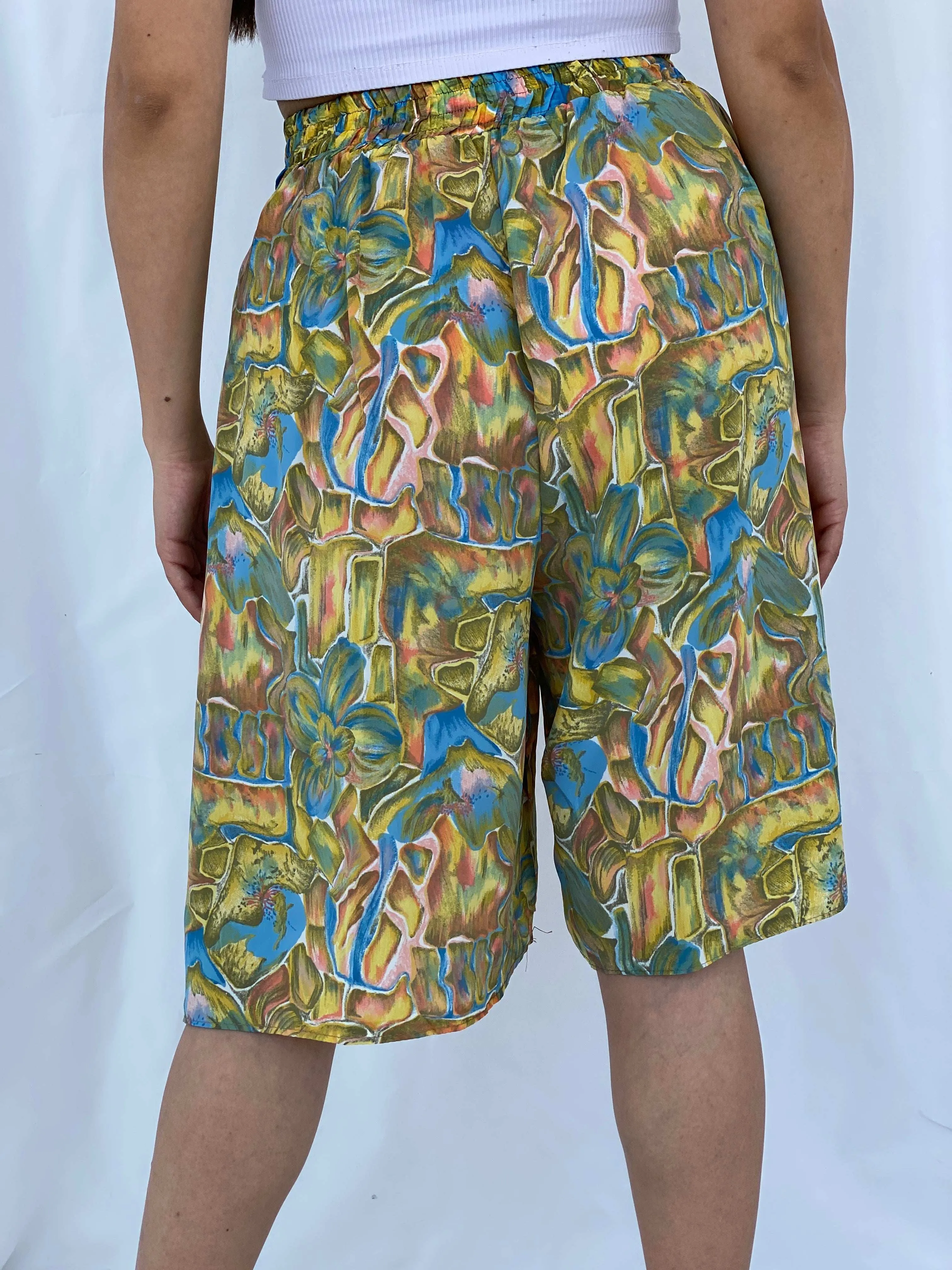 Vintage Handmade Floral Print Summery Shorts Size M